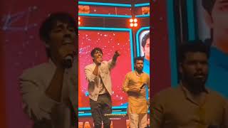 Nira niraa song | siddharth singing in SRM university #takker #srmcollege #srmuniversity #srmchennai