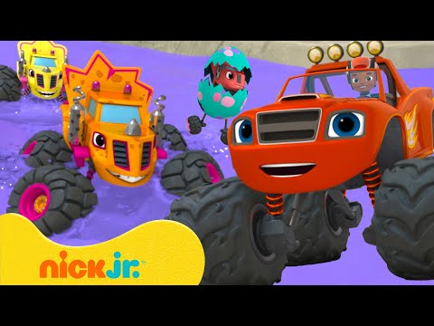 Blaze Saves a Dinosaur Family! 🦖 Blaze and the Monster Machines Full Scene | Nick Jr.