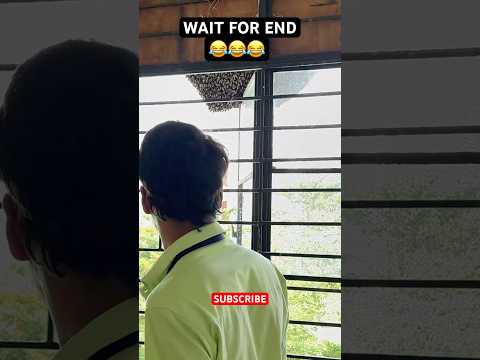 BEE🐝😈😈Bach gya warnaa aaj to😂#shorts #viral #trending #funny #viralvideos #viralmoment #bee #war