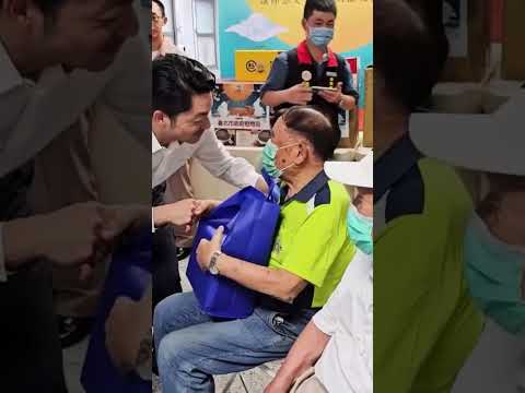 蔣市長慰問國軍老戰士，是他們的付出才換來我們今天的美好生活