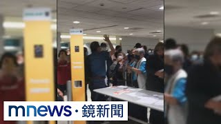 董座也來搬行李　長榮航勤今仍有40人請假｜#鏡新聞