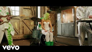 BATHSHEBA - Surrender (Lyric Video)