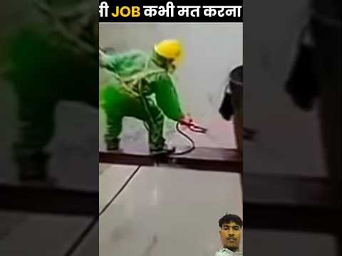 Dangerous job in the world 😨😨 #trending #viral #facts #dangerous #knowledge #sea #seafood #freefire