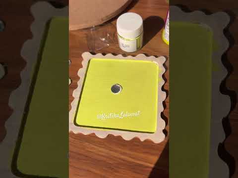 Reflections of Creativity! Join me as I attempt mirror art for the very first time! #MirrorArt #Art