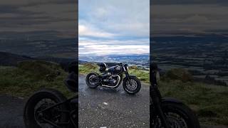 A Triumph Bobber vs a Ducati Scrambler.. and a view #motorcycle #triumph #ducati