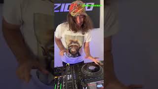 Satisfaction by @giorgioprezioso  😎#AlphaTheta #PioneerDJ #DJing #DJ #CDJ3000