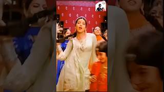 Salman Khan and Priyanka Chopra's AMAZING Dance#shortsfeed#shortsvideo#gujaratidance#dance#10million