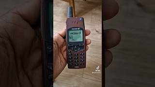 Ericsson r320s: The Ultimate 90s Tech Throwback!