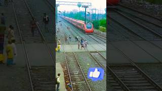 vande Bharat train video 🚅🚇 #travel #shorts #railway #train #indianrailways #shortvideos