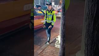 北京交警 #交警鐵騎 #陳穎 #三里屯街拍 #交警正能量 #交警 #正能量