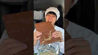 Today I'm going to make a giant Dubai chocolate in response to your request #DubaiChocolate