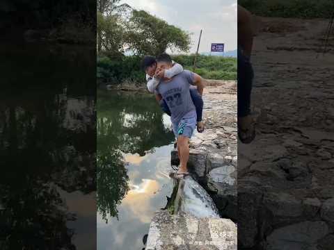 Hilarious Laughter Entertainment #viral #trending #laughoutloud #chinesecomedy #entertainment