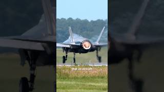 Here’s how the F-35 Lightning hovers