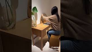 日出書桌實木梳妝台鏡子一體