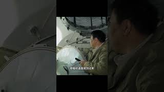 揭秘苏联航天器：宇航员如何从气闸舱走向太空？