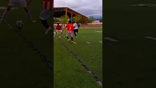 PERO QUE A PASADO? 🫨 #futbol #viral #soccer #shorts #error #humor #youtubeshorts