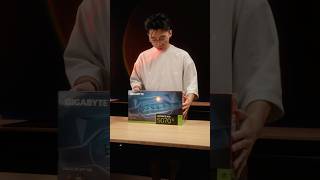 Gigabyte Eagle RTX 5070 Ti Unboxing