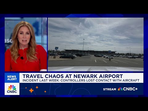 Newark air traffic controllers couldn’t see or talk to planes, leading to airport meltdown