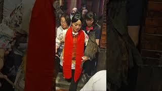 巷仔媽乩身前往正殿參拜 #北港朝天宮