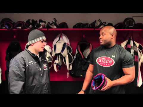 GTECH.TV: Las Vegas - Richie Crossley #11 UNLV Rebels Hockey