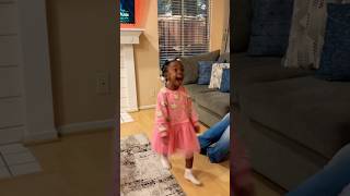Their daughter during Kendrick Lamar’s Super Bowl halftime show 😂 #shorts #kendricklamar #funny