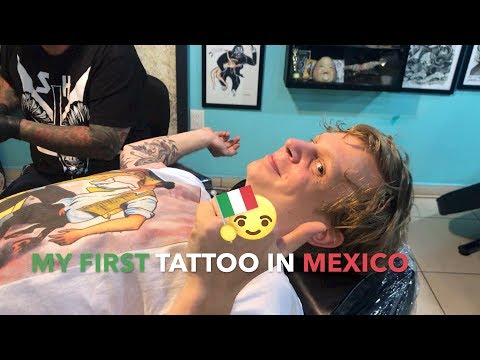 MY FIRST TATTOO IN MEXICO - IT'S A TACO TATTOO!