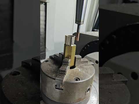 CNC machining center 削銅如泥#cnc加工中心 #工廠實拍視頻 #五軸加工