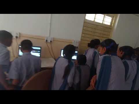 Students of Robotex India learn coding!!