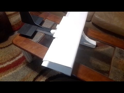Taking off and landing my bi-plane on concrete..#RCplane