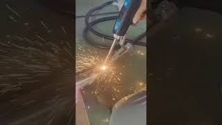 Novices use 3000W dual wire feed to start welding