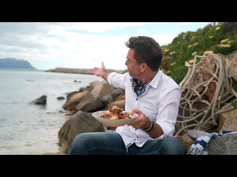 Gino D’Acampo cooks Spaghetti Vongole on the beach | Gino’s Sardinia