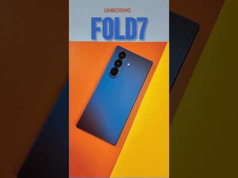 Unboxing the $2000 Samsung Z Fold 7