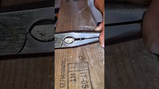 فكرة عبقرية علمني إياها حرفي ماهر #ابتكار #diy #woodscraft #automobile #فكرتين #amazing #diypro