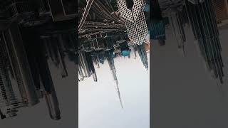 带上Pocket 3打卡迪拜城市天际线！ 一键设置旋转运镜，轻松拍出电影感。下一站，你想带Pocket 3去哪打卡？#大疆 #大疆Pocket3 #Pocket3 #旋转运镜 #迪拜   🎬：si