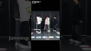 #tf家族登陆计划生于火焰演唱会 #chenjunming #yangbowen