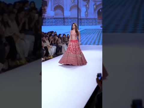 disha patni ramp walk