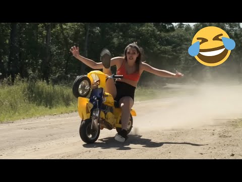 🤣 FUNNY FAILS 2025 | Try Not to Laugh Challenge (You Will Lose!)