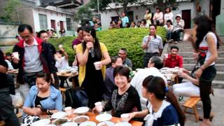 Dao Jie singing ( Ngee Ann polytechnic Yunnan Youth Expedition Project 2012)