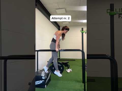 Female DIP PR with +25 KG (105 kg total)