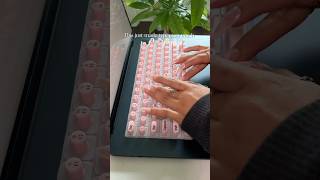 The perfect keyboard for the girlys 💗✨ #beautyhacks #gamergirl #nails