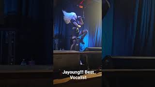 Jayoung is amazing. #jayoung #rollingquartz #koreanrock #girlband #rockvocalist