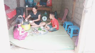 越南老婆给老公做顿饭，煮的猪肉是越南人经常爱吃的.Bữa cơm đạm bạc với rau luộc và thị rang mắm.