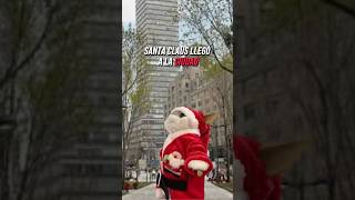 Santa Claus o acosador? 🎅💀 #humor #meme #babyyoda #navidad