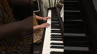 hana học piano | Đàn gà con (cover easy) #hocpianochobe #hocpianotreem #piano #pianodien