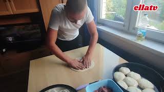 IZGORILA MU PITA 😁