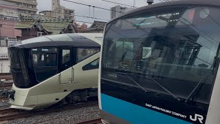 【団体臨時列車TRAIN SUITE 四季島で行く春〜秋の１泊２日の旅（長野コース）１日目】E001形が団体臨時列車として静かに鶯谷駅を通過するシーン（8011M）2025.7.12