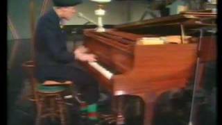 Gilbert O'Sullivan - Matrimony (live)