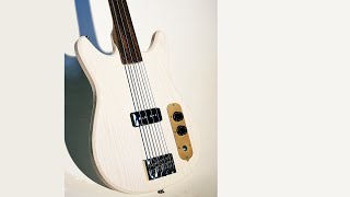 Blast Cult Magic13 Fretless Electric Bass