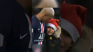Mbappé's Heart of Gold: Unforgettable Fan Moments: #football #soccershorts #viralshorts #shorts