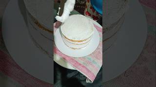 #cake#cakedesign#cakedecorating#cakeideas#simple#cakemaking#food#homemade#homebaker#easycake#trend